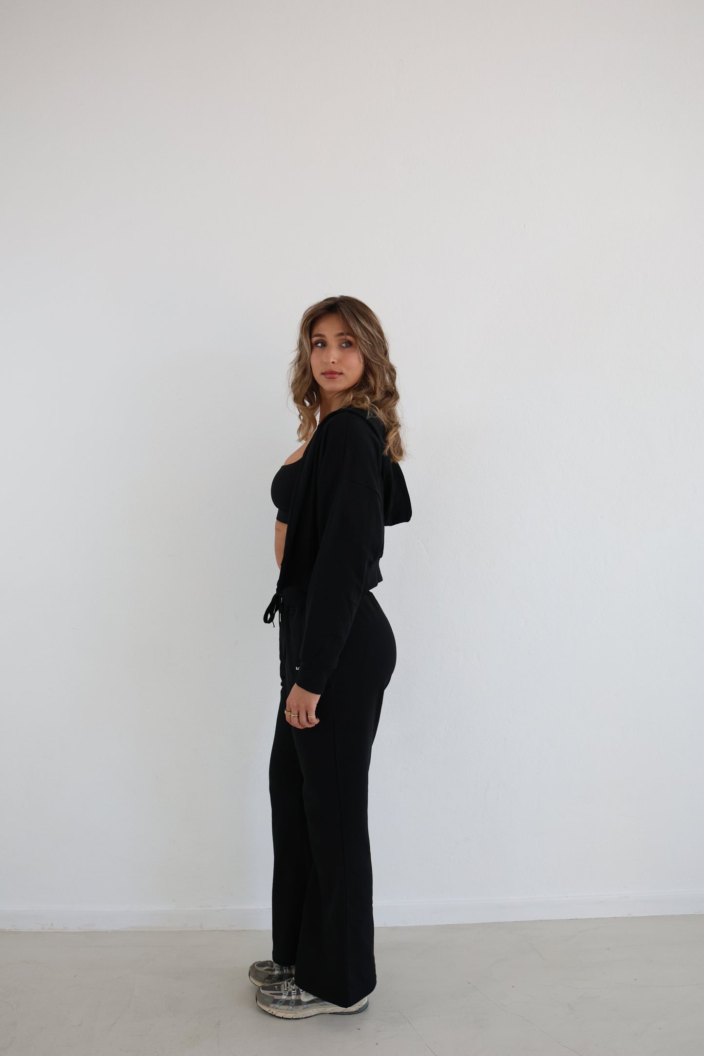 OTW - Cropped Zipped Hoodie - Jet